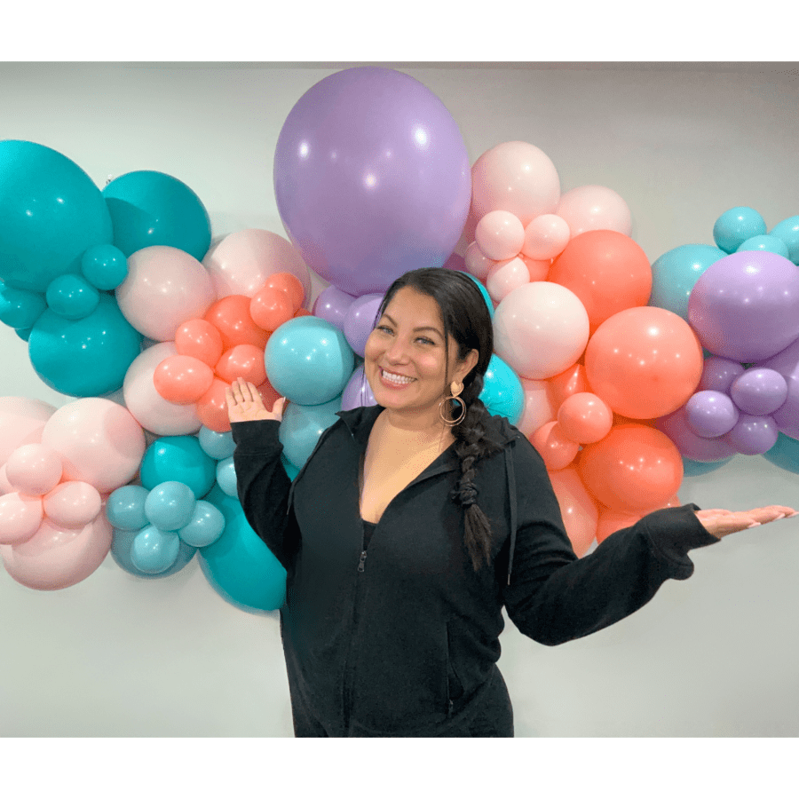 HOW TO MAKE A SMALL BALLOON GARLAND