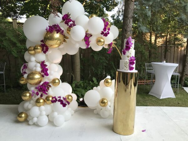 GARLAND & BACKDROPS