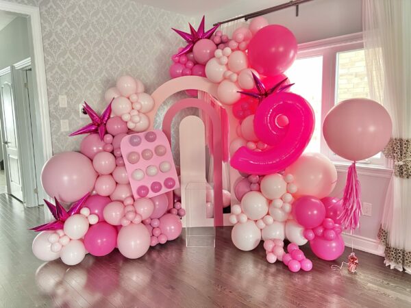 GARLAND & BACKDROPS
