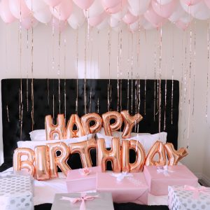 LOOSE BALLOONS (50) $250